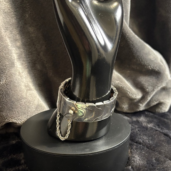 ❌Sold❌Antonio Pineda Vintage 970 Silver Bracelet see pictures and video - Picture 8 of 16